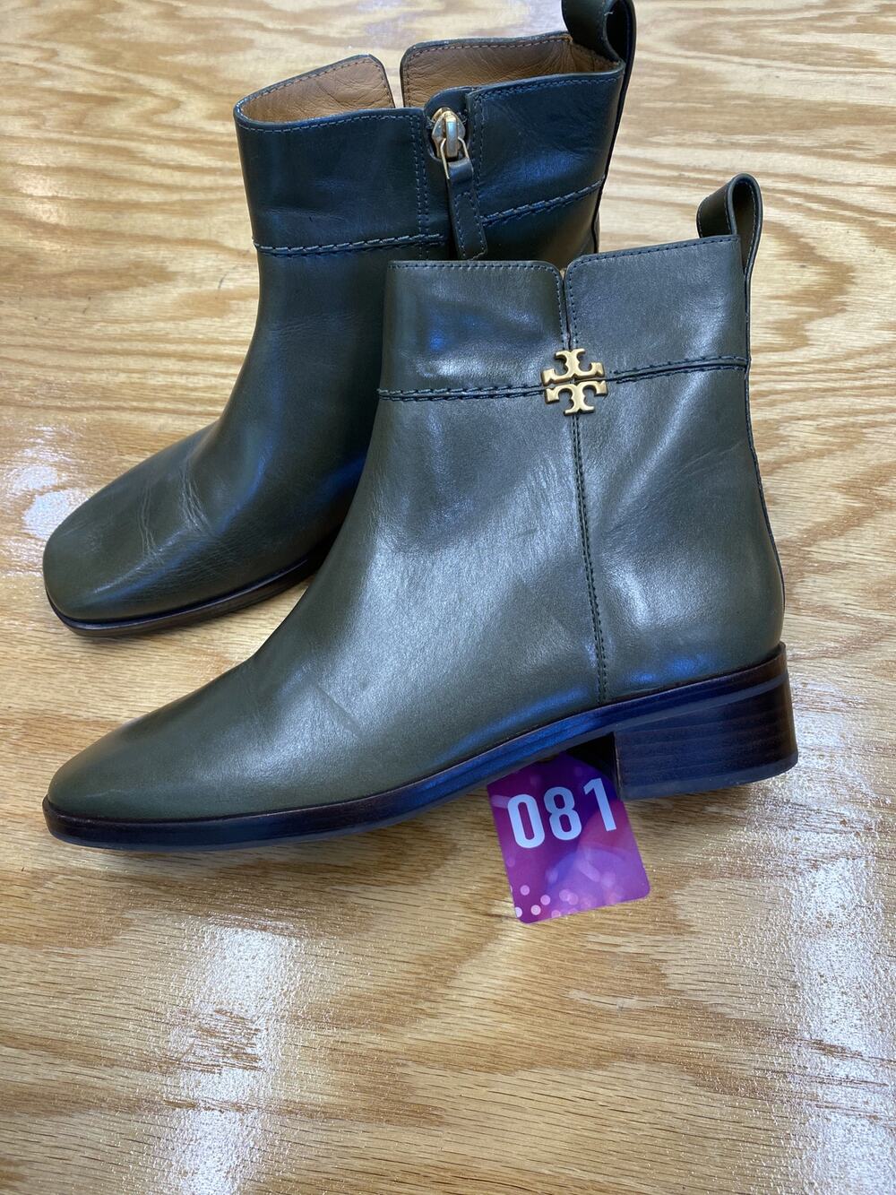 Tory Burch Everly Bootie  6.5 Green Leather Side Zip Square Toe Flat Boots